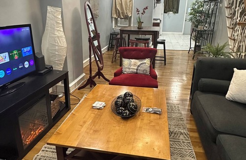 Olde Richmond House | Contemporary home 8 min from center city