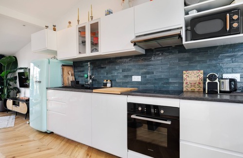 Victor Hugo - Saint-Augustin House | Contemporary Loft with Terrace and Air Conditioning Steps from Central Bordeaux