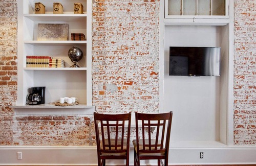 Faubourg Marigny Apartment | Contemporary Marigny Apt on Frenchmen St.