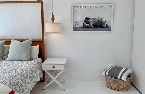 Kommetjie Cottage | Contemporary studio stones throw to the beach