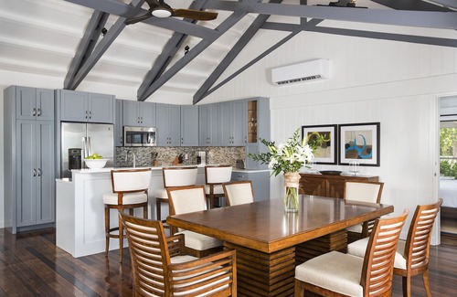 Leeward Settlement Villa | Contemporary 3 bedroom beachfront beach house