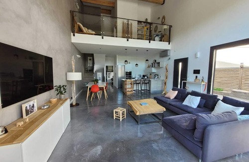 Aix-en-Provence Villa | Contemporary villa with heated pool in Aix-en-Provence