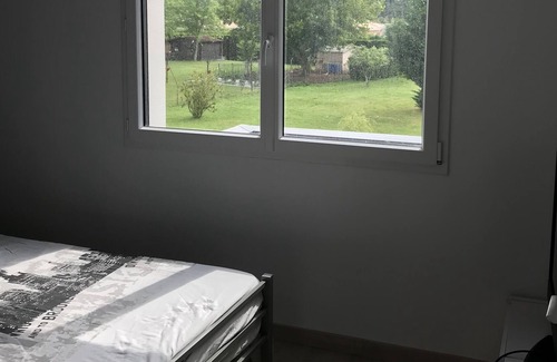 Saubrigues Villa | CONTEMPORARY VILLA 15 min from the Ocean