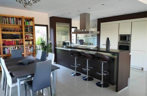 Bedarieux Villa | Contemporary Villa with Panoramic Views