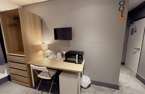 Corby House | Contractor Accommodation - Cacco