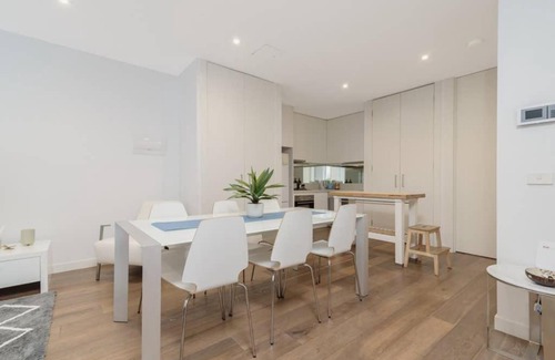 Carnegie Apartment | Convenience and luxury in Carnegie