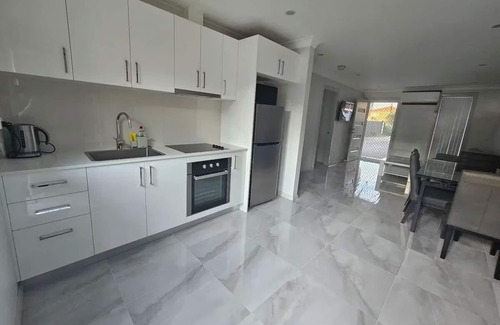 Cabramatta House | Convenient new private entire home in the heart of Little Saigon.