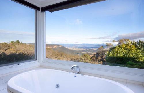 Blackheath House | Cooee Cottage Spectacular Views Blackheath