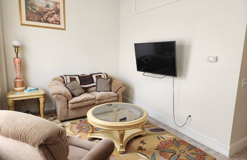 Lorain Apartment | Cool 2-bedroom apartment with AC in Lorain