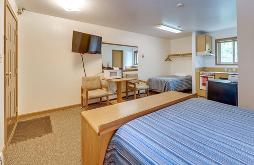 Cooper Landing Apartment | Cooper Landing Retreat < Half-Mi to Boat Launch