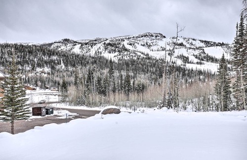 Brian Head Condo | Copper Chase Condo < 1 Mile to Brian Head Skiing!