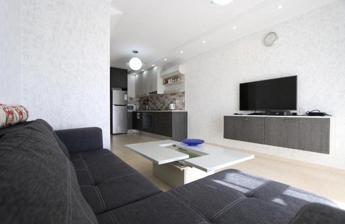 Pegeia Apartment | Coral Bay Cottage