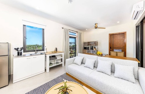 Long Bay Apartment | Coral@Long Bay Retreat-Luxury Stay near Grace Bay
