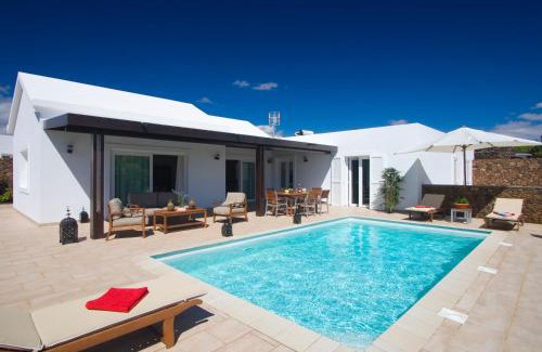 Los Mojones Villa | Coral Villas