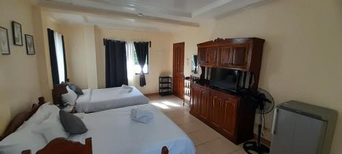 Boracay Island Apartment | CORALYN'S PLACE Family of 5
