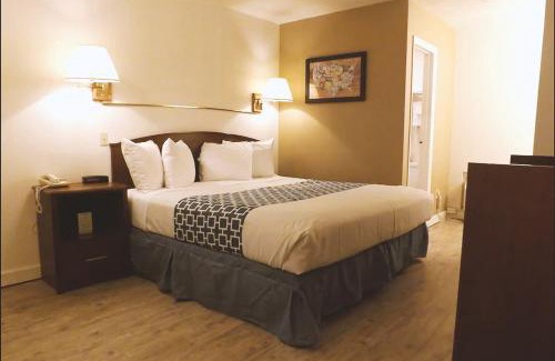 McCook Hotel | Coratel Inn & Suites by Jasper McCook