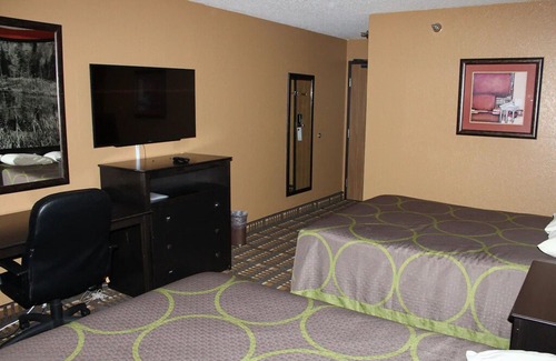 Stillwater Hotel | Coratel Inn & Suites Stillwater - 2 Queen Bed Non-Smoking