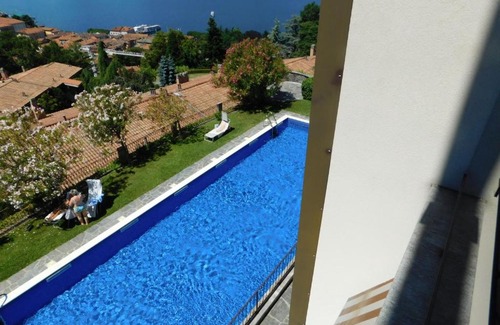 Luino Apartment | Cordelia 3