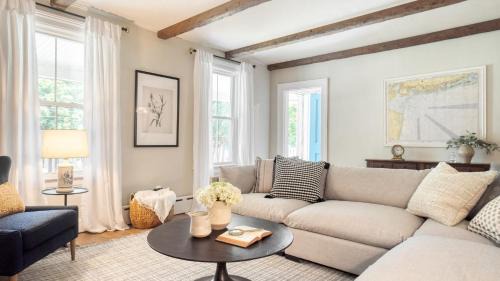 Lee House | Cordelia by AvantStay Amazing Backyard 10mins from Stockbridge