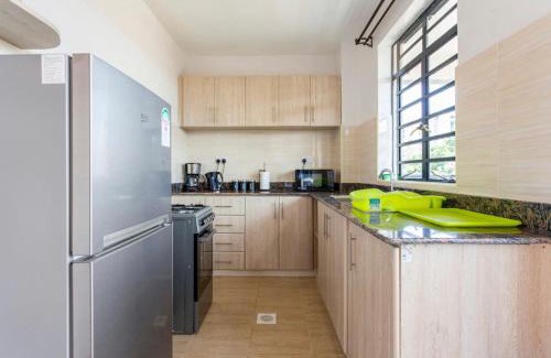 Ngara West Apartment | Corner Apt with Self check in.