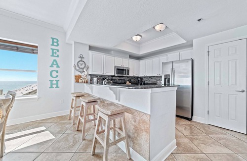 Gulf Shores Condo | Corner Beachfront 3BR, Panoramic Gulf Views, Heated Indoor/Outdoor Pool, Hot Tub