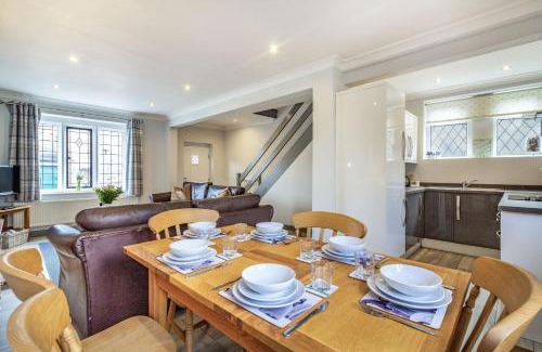 Bakewell House | Corner Cottage