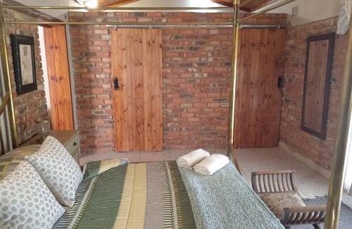 Vredefort House | Corner Kort and Allenby