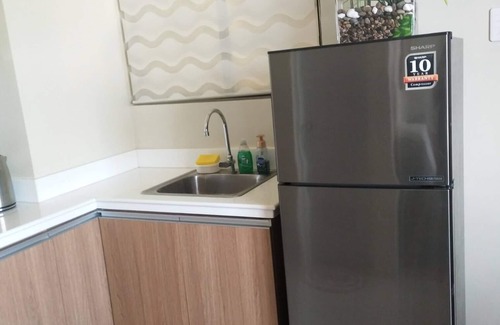 Basak Condo | Corner Unit @ 11th floor w/Basement Parking