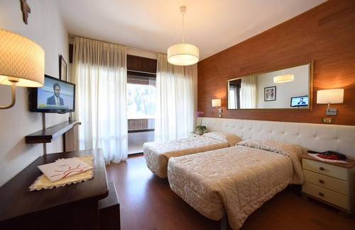 Mareson Hotel | Corona