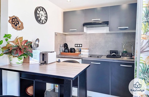 Entre-Deux Apartment | Corossol – T2 duplex with swimming pool – Entre-Deux