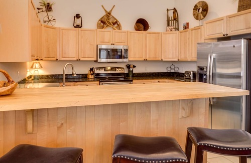 Warrior's Mark Condo | Corral 3bd/3ba , Downtown Breckenridge, 3 King Beds, Walk to Ski Lift, Hot Tub