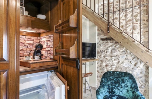 Castelnuovo del Garda Apartment | Corte Monteleone - Honeymoon Suite