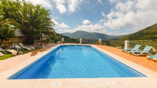 Carcabuey Villa | Cortijo Entresierras