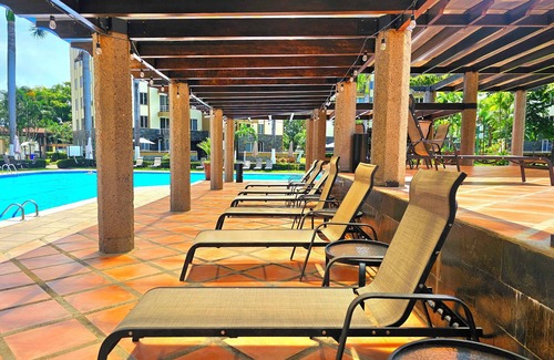 Barrio Santa Lucia Condo | Costa Linda Escape /Condo in Jaco newly remodeled /Great pool view
