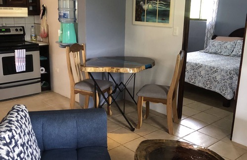 Esterillos Centro Apartment | Costa Rica Hideaway – Beach & Pool Apartment