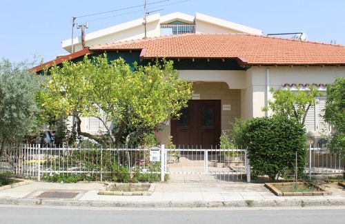 Tseri Hostel | Costas Hostel Action