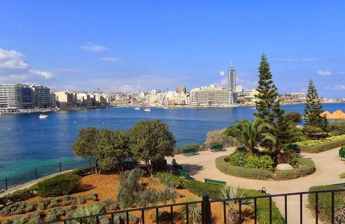 Gzira Apartment | Cosy 1BR Penthouse with Terrace, Great Location