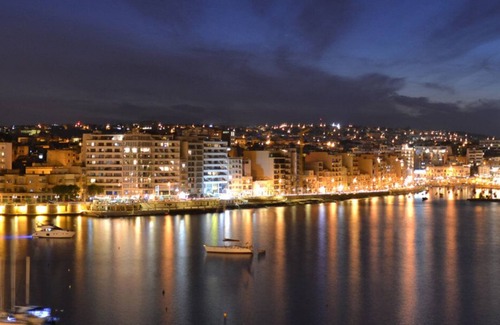 Gzira Apartment | Cosy 1BR Penthouse with Terrace, Great Location