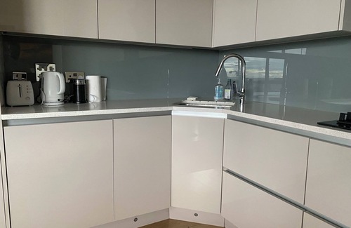 Royal Docks Apartment | Cosy 2 Bedroom Royal Docks Apartment