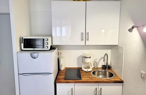 La Madrague Apartment | Cosy 20m With Balcony Near The Beaches