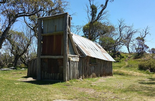 Tawonga South House | Cosy 3 bedroom home in Tawonga South /Mt Beauty