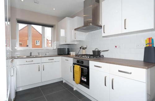 Smethwick House | Cosy 3 Bedroom Home in Birmingham with Garden