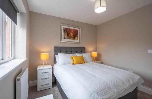 Smethwick House | Cosy 3 Bedroom Home in Birmingham with Garden