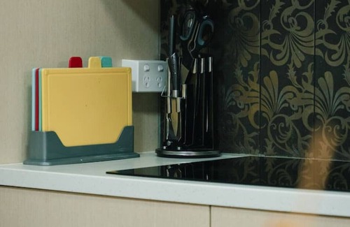 Keperra House | Cosy 4BR Home with Yard in Peaceful Keperra