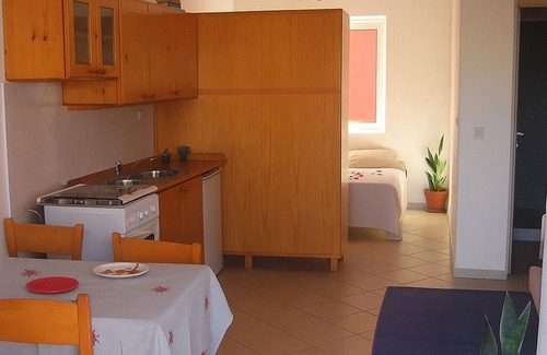 Maio Apartment | Cosy and functional, 30 m2 apartment + terrace in Vila do Maio, CAPE VERDE