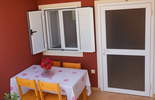 Maio Apartment | Cosy and functional, 30 m2 apartment + terrace in Vila do Maio, CAPE VERDE