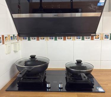 Jianwai Street Apartment | Cosy and Morden Apartment near CBD and JianGuoMen, with the view of GuoMao