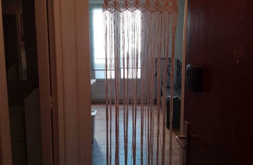 Quartier Exposition-Bajatiere Apartment | Cosy and quiet studio between city center and nature