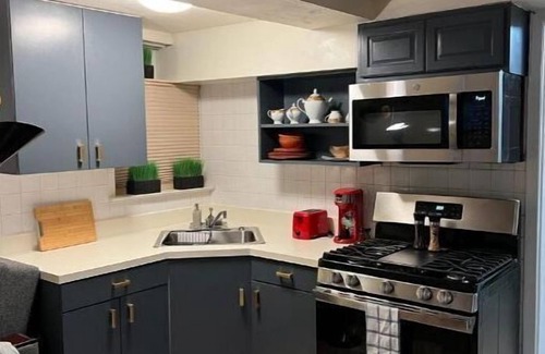 Canarsie Apartment | Cosy and romantic studio apartment near carnasie park