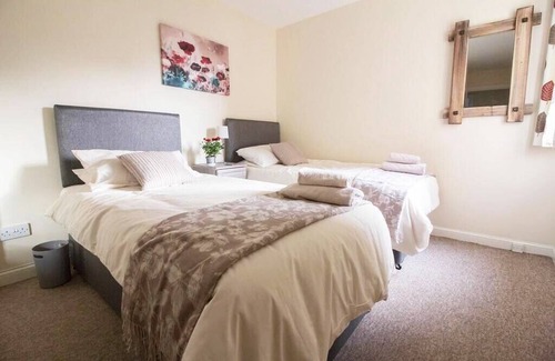 Craigleith Apartment | Cosy and welcoming. A real home from home with parking and access to city